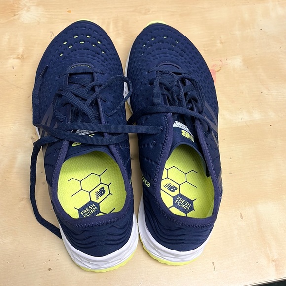 New Balance Womens Size 9 1/2 - Picture 1 of 5